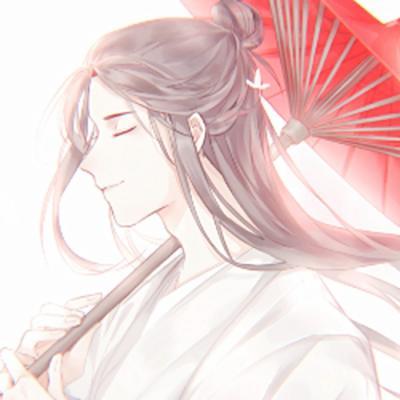 张子枫手臂都是伤疤